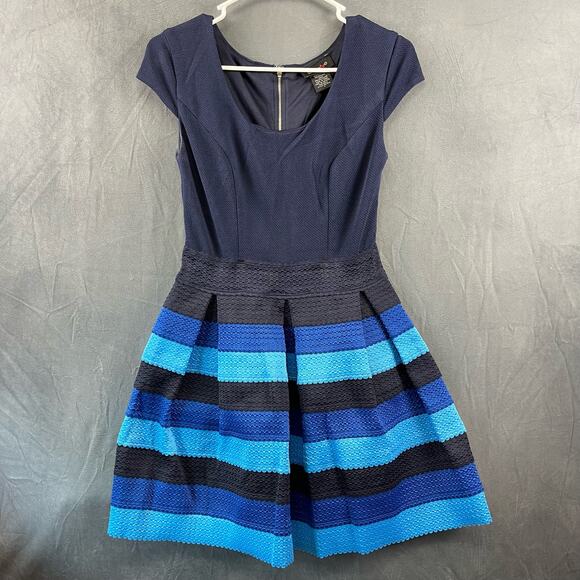 Teeze Me Awning Stripes Skater Dress Small Textured Thick Heavyweight - Picture 1 of 7